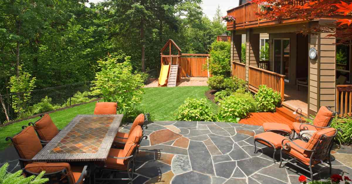 Outdoor Corner Garden Ideas